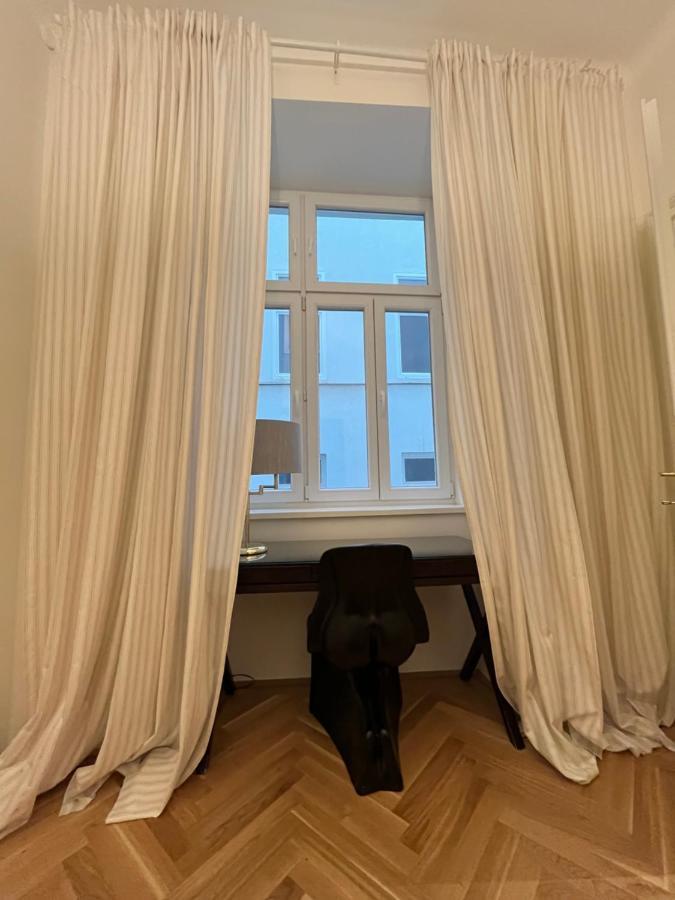 Apartamento Zentrale Wohlfuehloase Viena Exterior foto